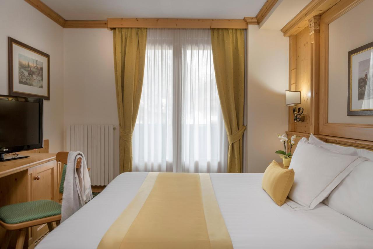 Hotel Cristallo Bormio Exterior photo