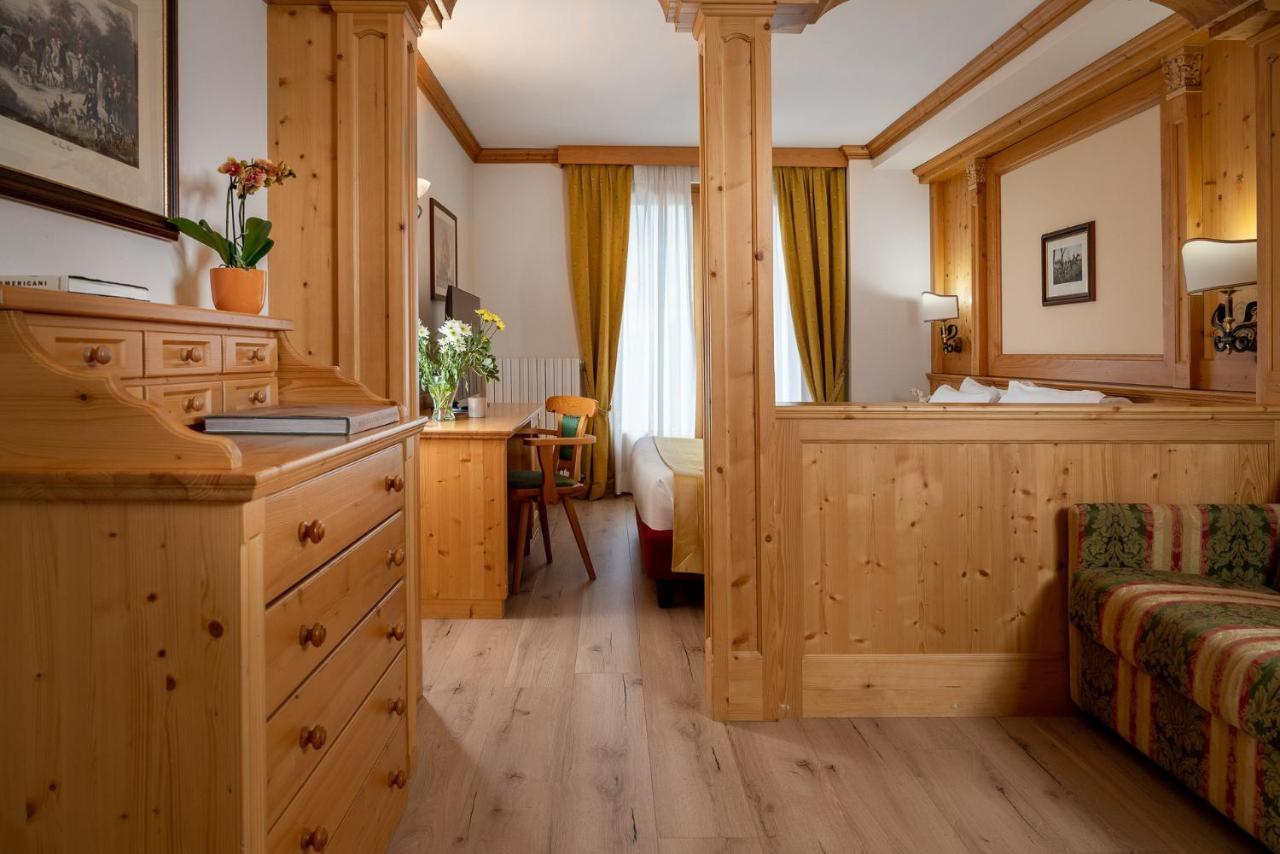 Hotel Cristallo Bormio Exterior photo