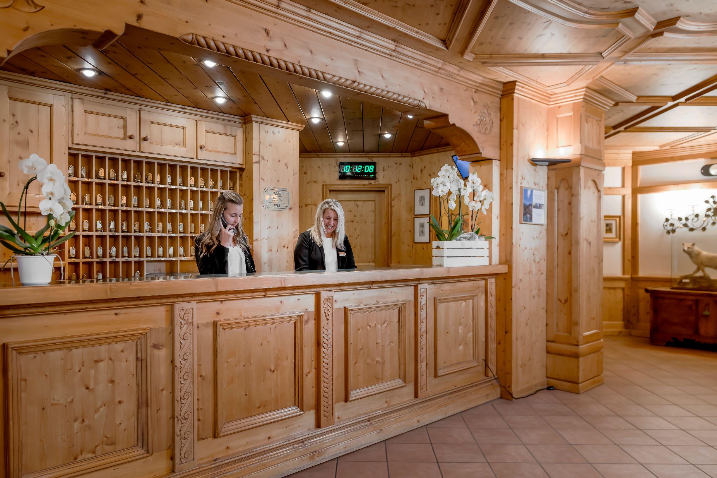 Hotel Cristallo Bormio Exterior photo