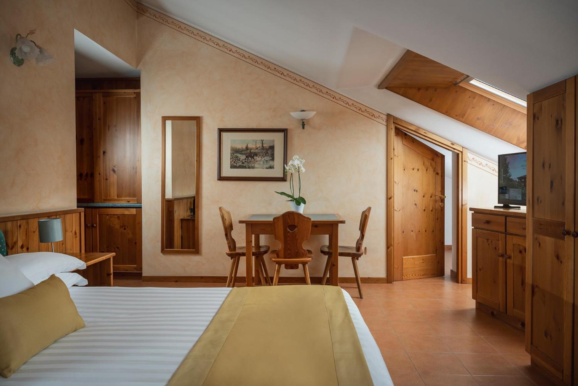 Hotel Cristallo Bormio Exterior photo